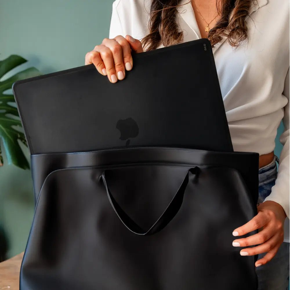 HardCase NCO para MacBook Air 13.6